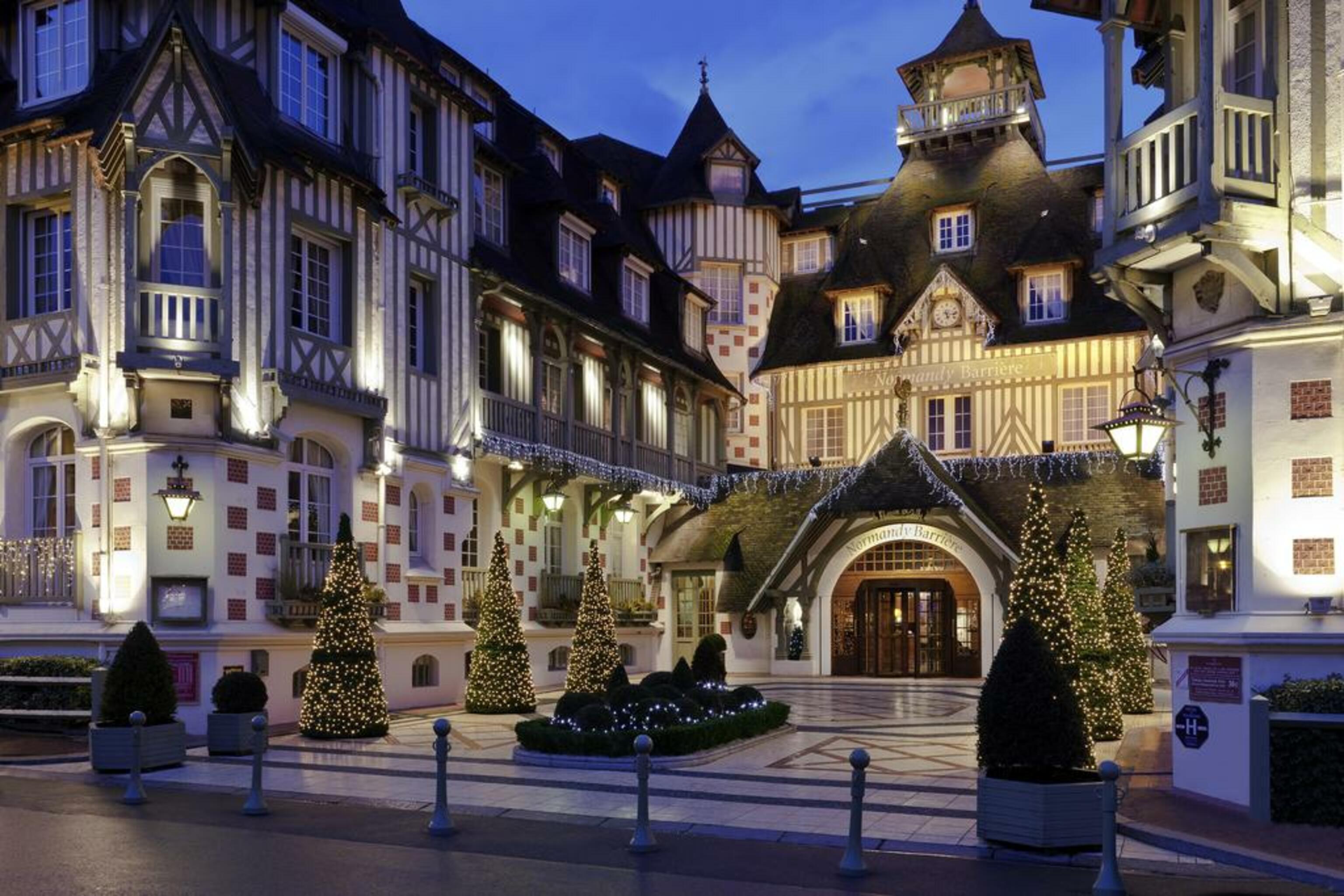 Hotel Barriere Le Normandy Deauville Ngoại thất bức ảnh