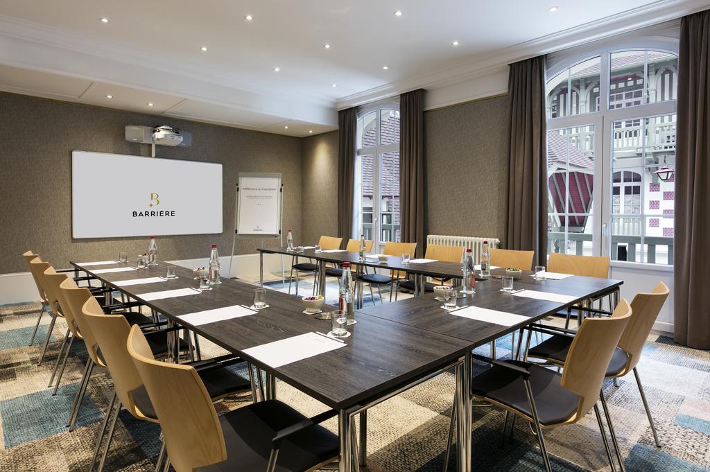 Hotel Barriere Le Normandy Deauville Ngoại thất bức ảnh